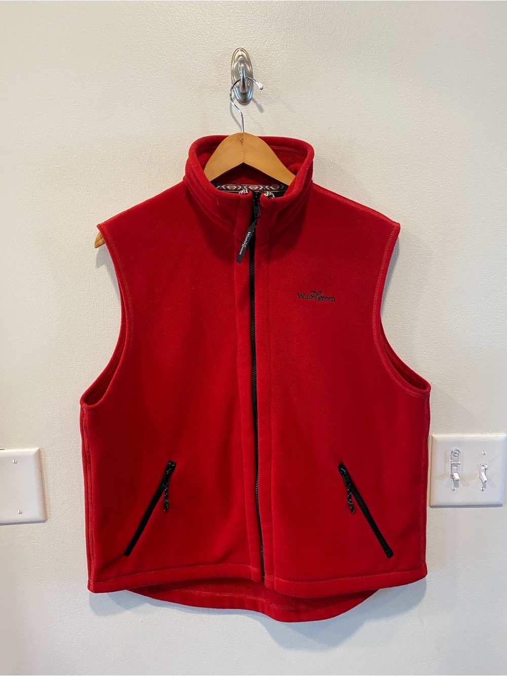 Wintergreen northwood apparel men’s polar fleece vest me men’s size medium red